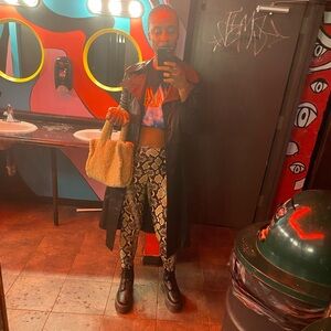 2 Pairs of Snakeskin Commando Leggings